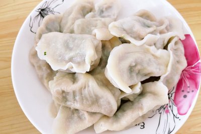 香菜牛肉馅饺子图片