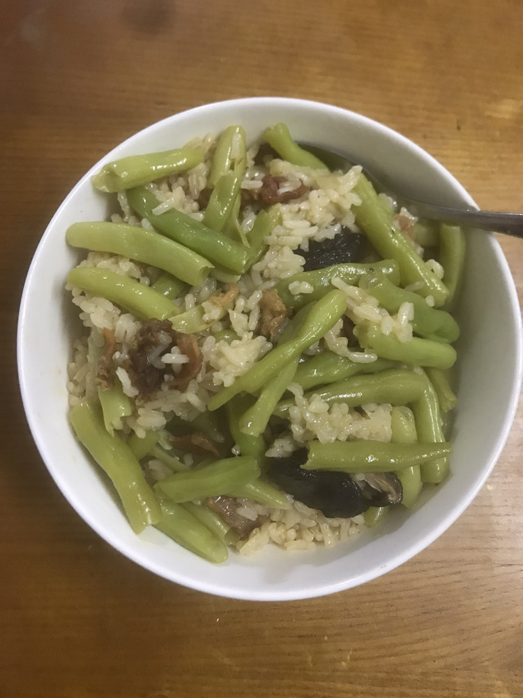 超喜欢的咸干饭-四季豆肉饭的做法