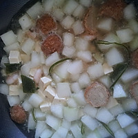 虾仁冬瓜丸子豆腐汤的做法图解3