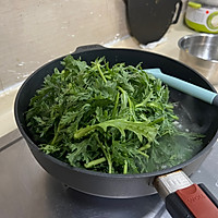 清炒茼蒿菜的做法图解2