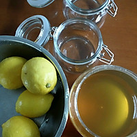 蜂蜜柠檬茶的做法图解1