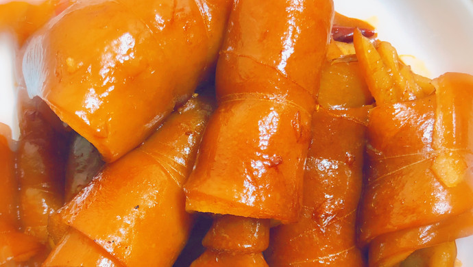 红烧香辣猪皮卷