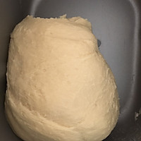 奶香小餐包～附面包机揉面技巧的做法图解1