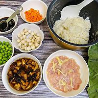 #米饭最强CP#鲜香软糯的鸡肉荷叶饭的做法图解4