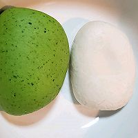 萝卜鸡蛋虾皮三鲜饺的做法图解1