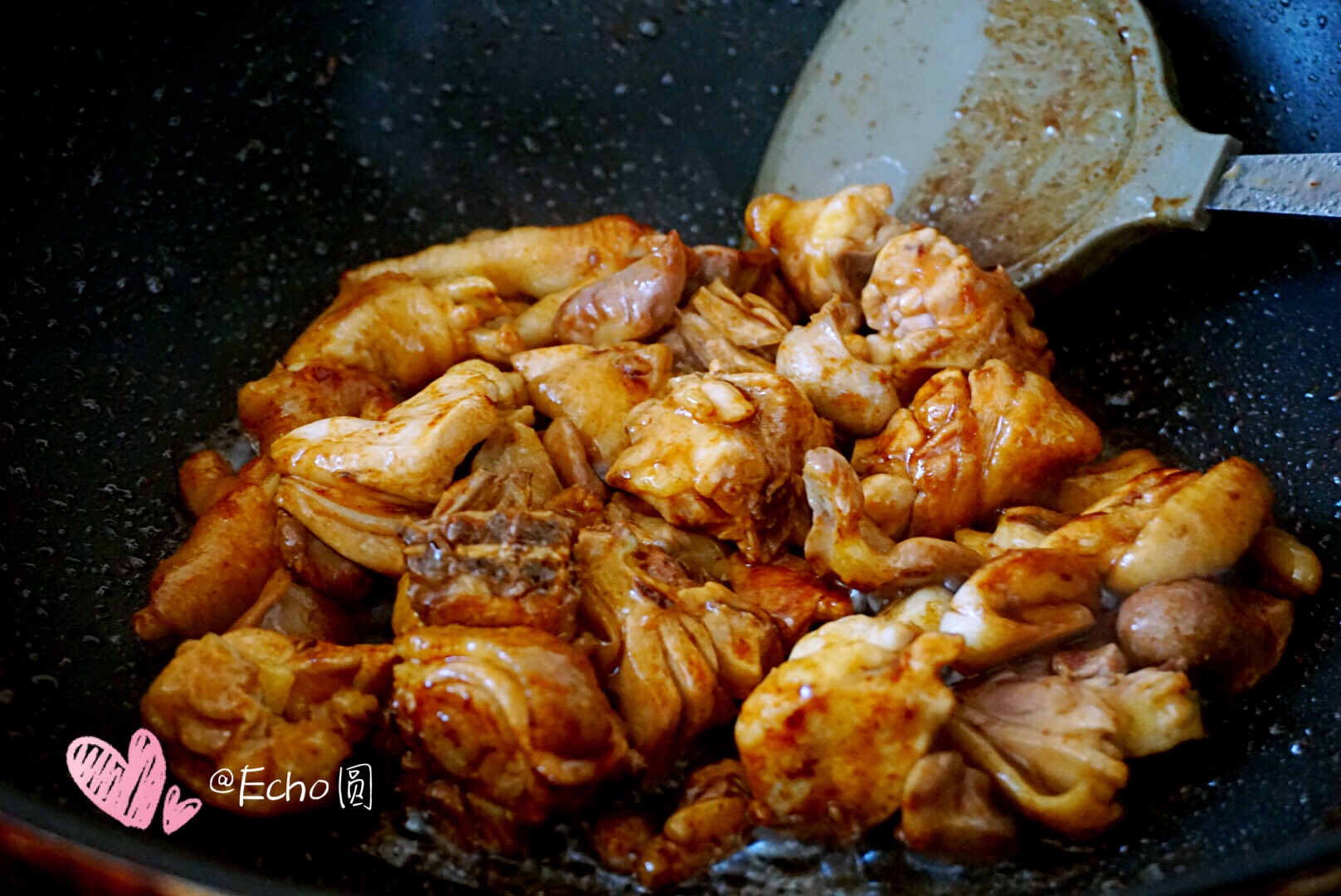 香菇玉米炖鸡怎么做_香菇玉米炖鸡的做法视频_蜜桃厨房_豆果美食