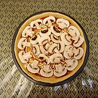 #新年开运菜，好事自然来#黑椒牛肉披萨(8寸盘)的做法图解12