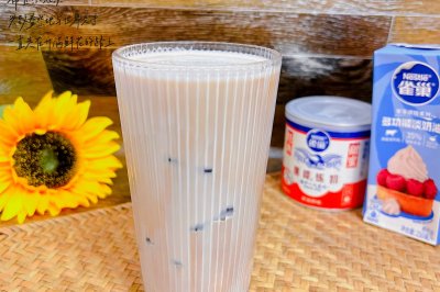 夏天来杯冰拿铁