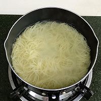 #硬核菜谱制作人#南瓜香肠芦笋意面的做法图解6