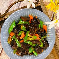 #流感季饮食攻略#青椒炒木耳的做法图解10