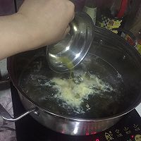 紫菜蛋花虾米汤的做法图解4