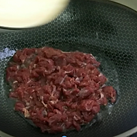 香菜炒牛肉的做法图解5