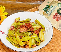 #夏日鲜味轻享健康#豆角炖红烧肉的做法