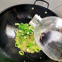 #向往的生活 就是外婆乡#青椒盖皮蛋的做法图解8