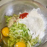 西葫芦丝饼的做法图解3