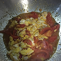 番茄鸡蛋炒金针菇的做法图解5
