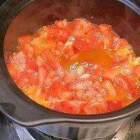 #金龙鱼橄调-橄想橄做#好吃到汤都不剩的番茄肥牛锅的做法图解7