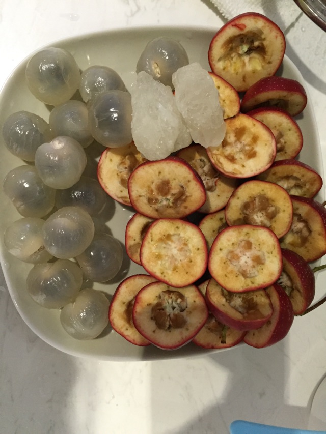 酸酸甜甜就是我（山楂桂圆红枣茶）的做法图解1