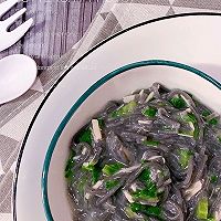 土豆猪肉油菜面的做法图解5