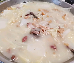 冬日暖锅-像牛奶一样白的大白菜羊杂汤的做法