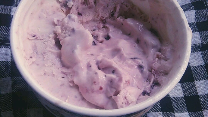 进击吧！蓝莓酸奶君