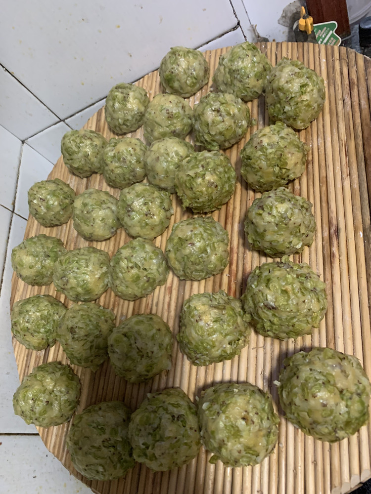 榆钱窝窝头的做法