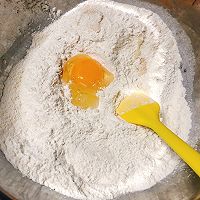 红豆沙面包圈的做法图解2