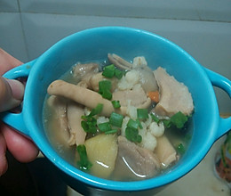 薏仁米猪肚清汤的做法