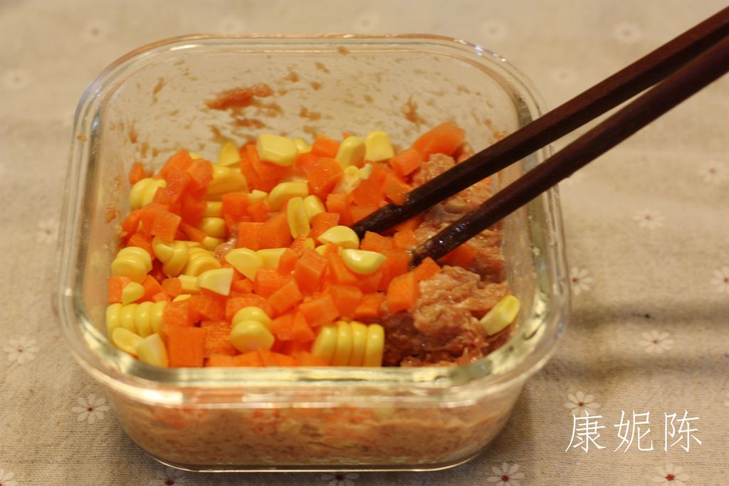 蒸玉米肉饼的做法图解5