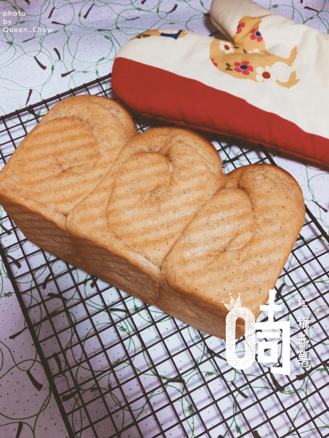 【女王厨房】红糖番薯黑麦吐司的做法图解9