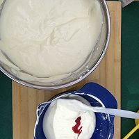 手绘草莓蛋糕卷的做法图解9
