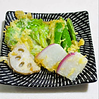 日本料理：鲜香清脆【什锦天妇罗】之炸虾的做法图解4