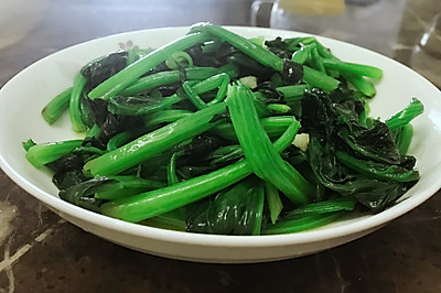 素炒菠菜