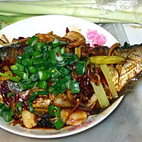 红烧鳊鱼的做法图解15