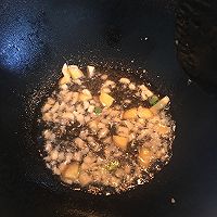蒜苔酸豆角炒鸡杂-下饭菜/下酒菜的做法图解4