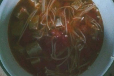 番茄豆腐菌类汤