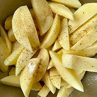 意式番茄味芝士盖薯条的做法图解2