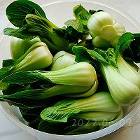 菇肉辣酱油菜花的做法图解1