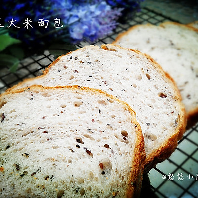 巧用剩饭做大米面包