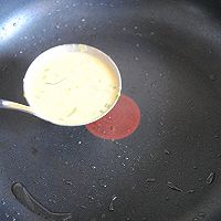 腊肠鸡蛋卷#急速早餐#的做法图解6