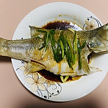 #餐桌上的春日限定#零失败，看一遍准学会的清蒸鲈鱼