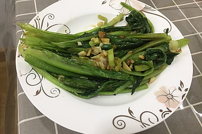 清炒油麦菜