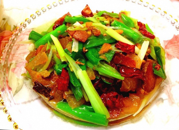 葱爆腊肉的做法