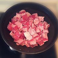 红烩牛腩的做法图解1