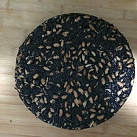 婴儿辅食之磨牙花生芝麻糖2、熬麦芽糖的时候不需要把糖放俩的做法图解8