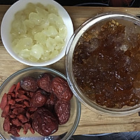 桃㬵雪莲子炖冰糖的做法图解2