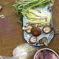 【宝宝版】香菇白菜肉沫饺子的做法图解1