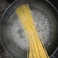 南瓜香肠意面的做法图解3