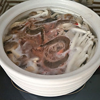 菌味海鲜汤的做法图解7