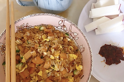 老少皆宜的香肠蛋炒饭